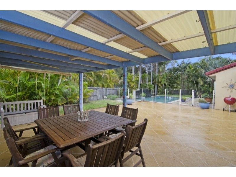 3 Haddon Court, Carrara QLD 4211