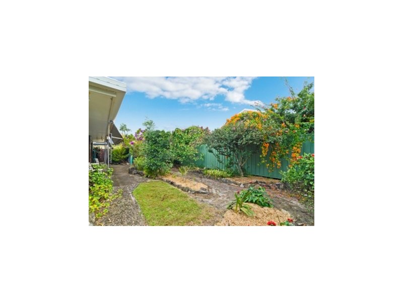 39 Mallawa Drive, Palm Beach QLD 4221