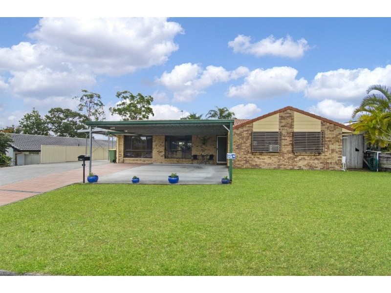 6 Issell Place, Highland Park QLD 4211