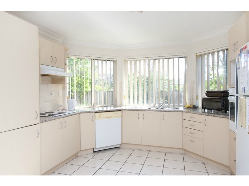 17 Fanning Crt, Pacific Pines QLD 4211