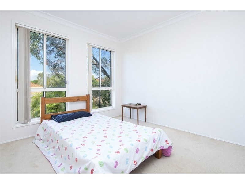 17 Fanning Crt, Pacific Pines QLD 4211