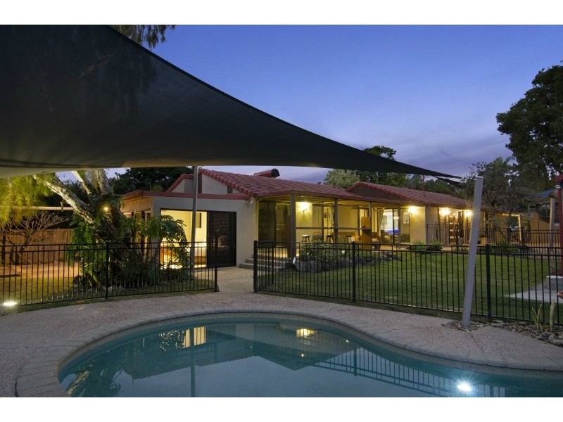 13 Ainsley Avenue, Ashmore QLD 4214