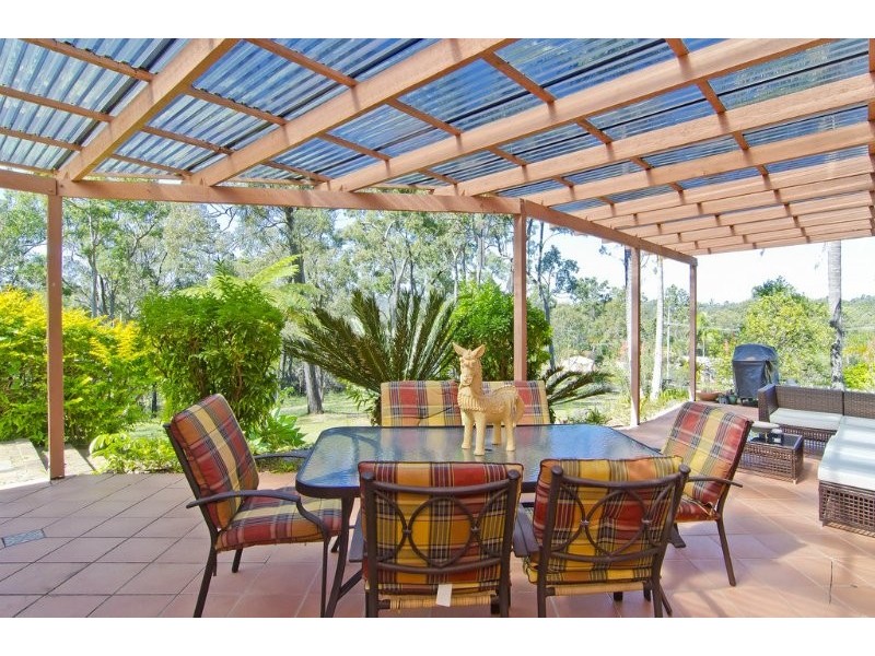1 Crocus Way, Gaven QLD 4211