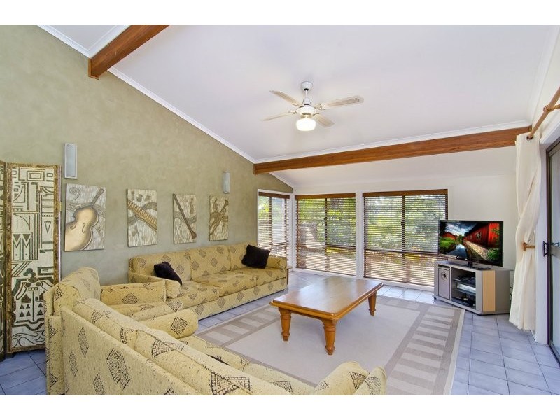 1 Crocus Way, Gaven QLD 4211