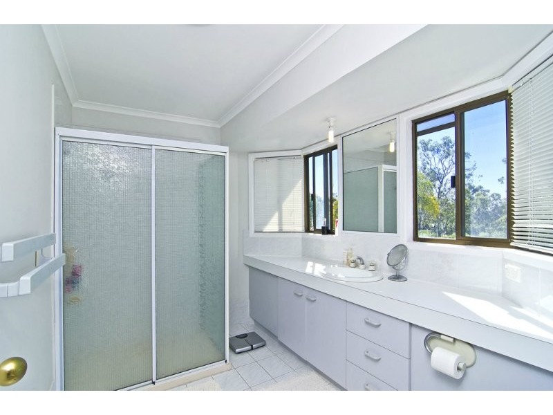1 Crocus Way, Gaven QLD 4211