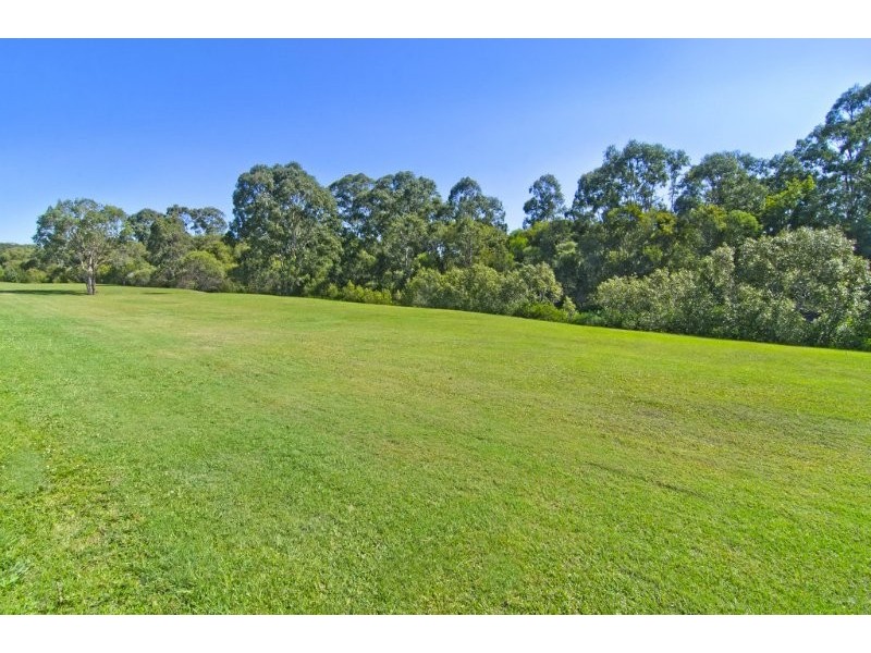 1/150 Kumbari Ave, Labrador QLD 4215