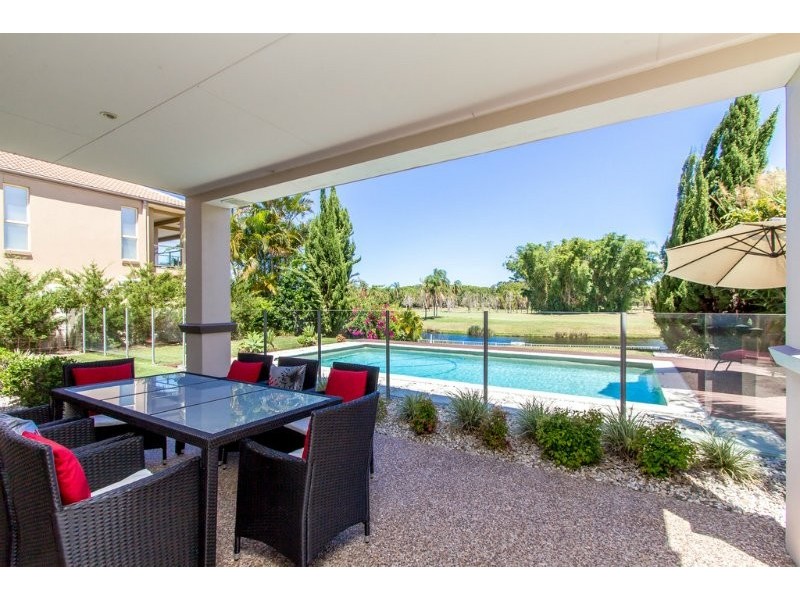 24 Meadowview Drive, Carrara QLD 4211