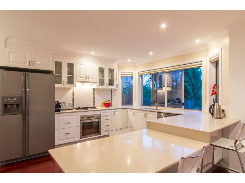 24 Meadowview Drive, Carrara QLD 4211