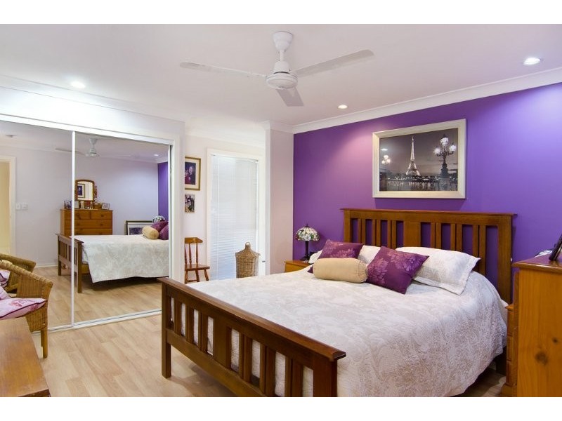 4 Putter Place, Arundel QLD 4214