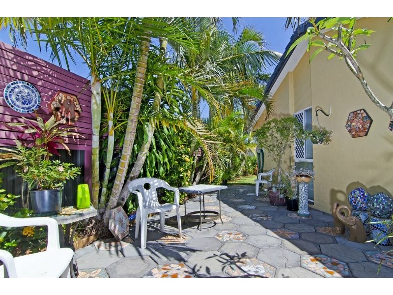 4 Putter Place, Arundel QLD 4214