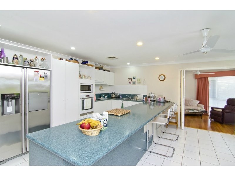 4 Putter Place, Arundel QLD 4214