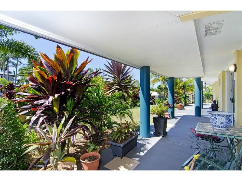 4 Putter Place, Arundel QLD 4214