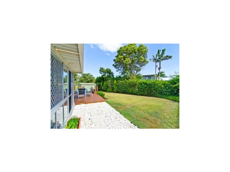 16 Stoke Lane, Labrador QLD 4215