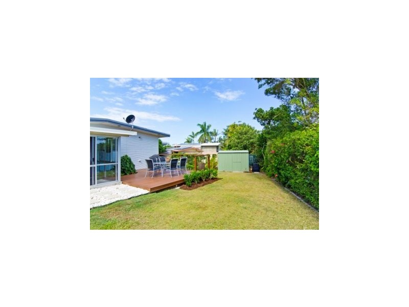 16 Stoke Lane, Labrador QLD 4215