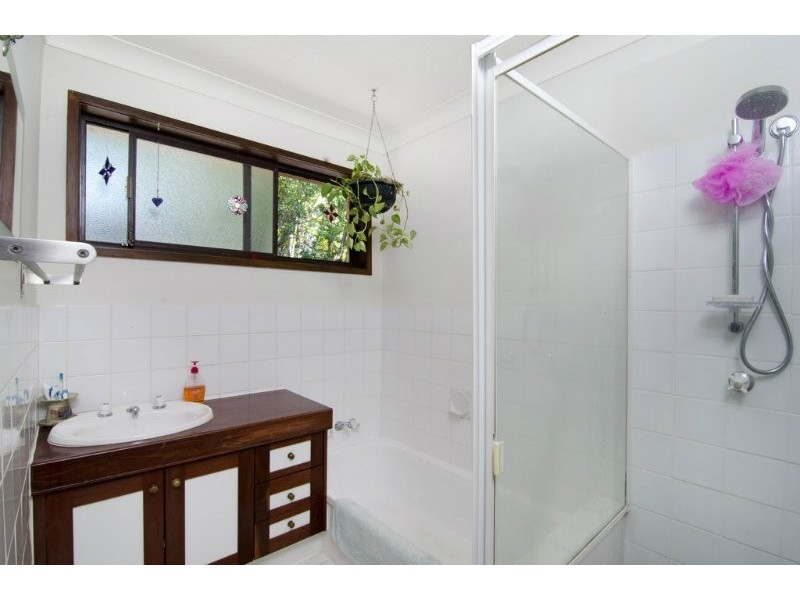 9 Kerrabee St, Nerang QLD 4211