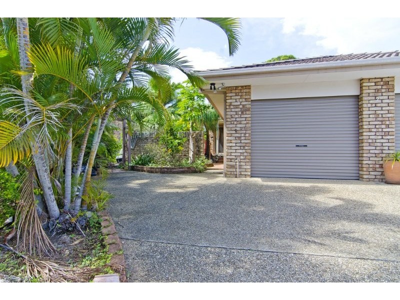 1/2 Snowgum Court, Burleigh Waters QLD 4220
