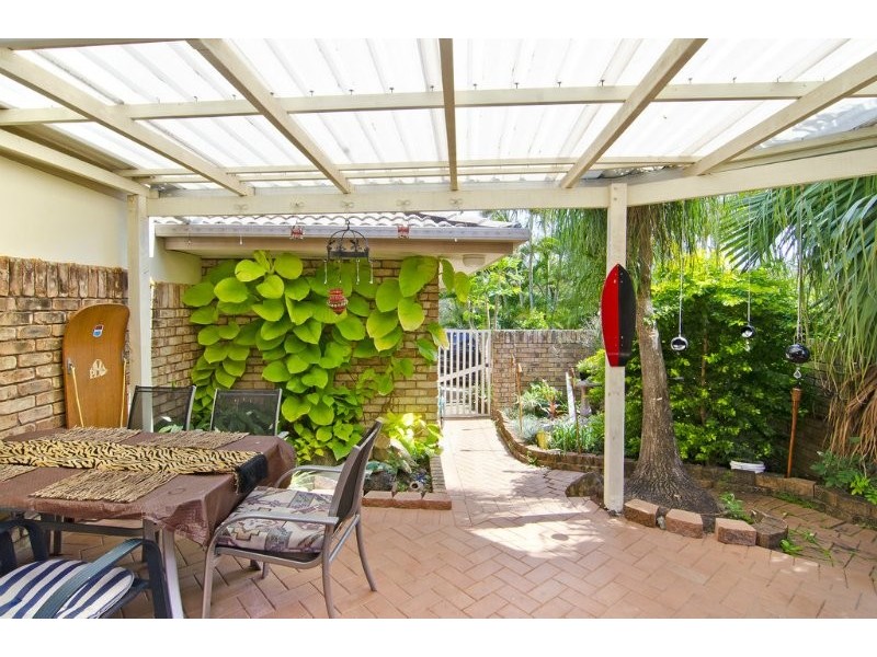 1/2 Snowgum Court, Burleigh Waters QLD 4220