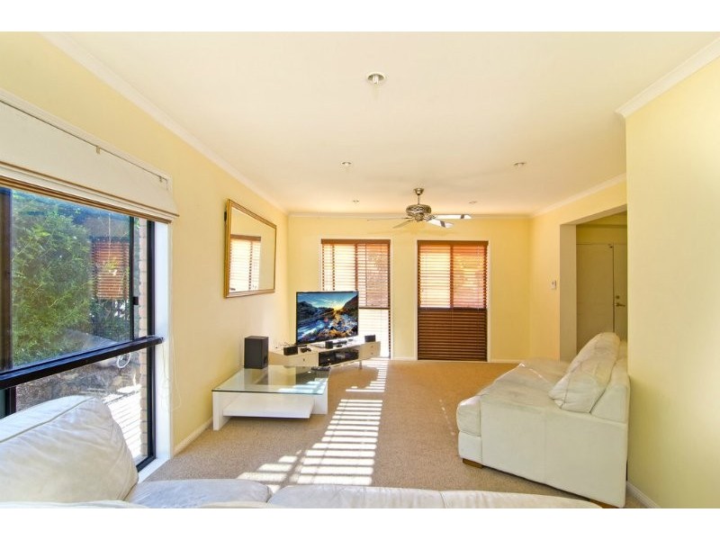 32 Hastings Cres, Carrara QLD 4211