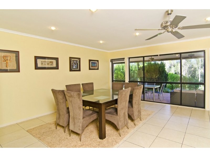 32 Hastings Cres, Carrara QLD 4211