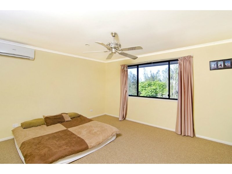 32 Hastings Cres, Carrara QLD 4211