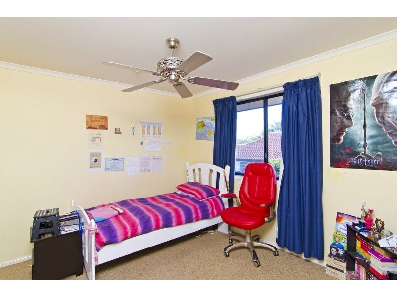 32 Hastings Cres, Carrara QLD 4211