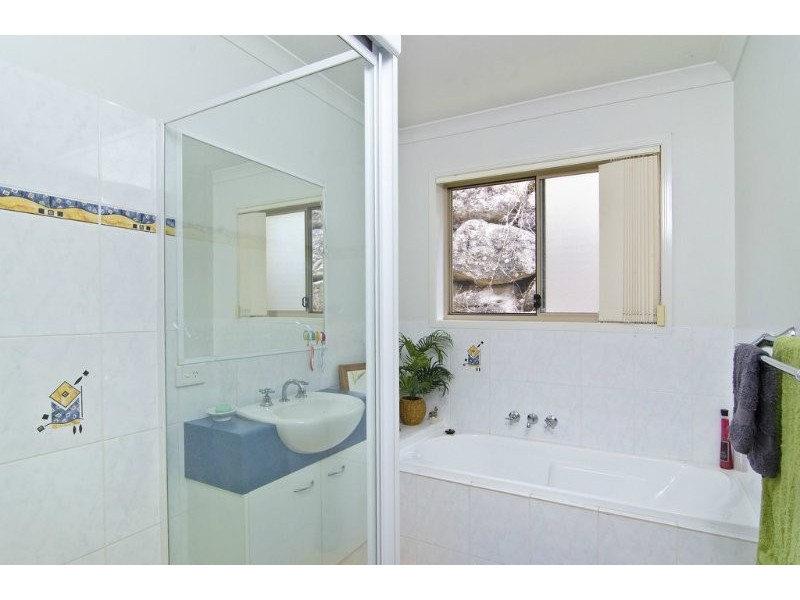 7 Miro Pl, Nerang QLD 4211