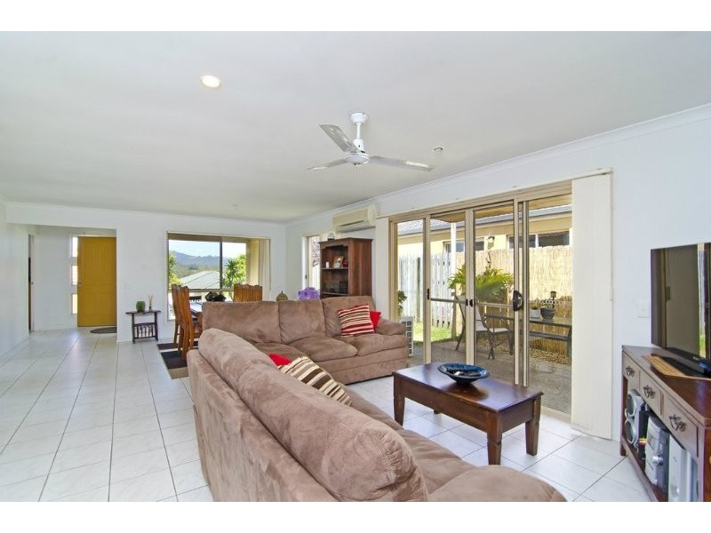 7 Miro Pl, Nerang QLD 4211