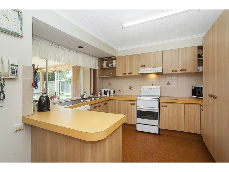 3 Wendoree Way, Coombabah QLD 4216