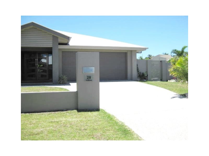 28 Iridium Drive, Hope Island QLD 4212