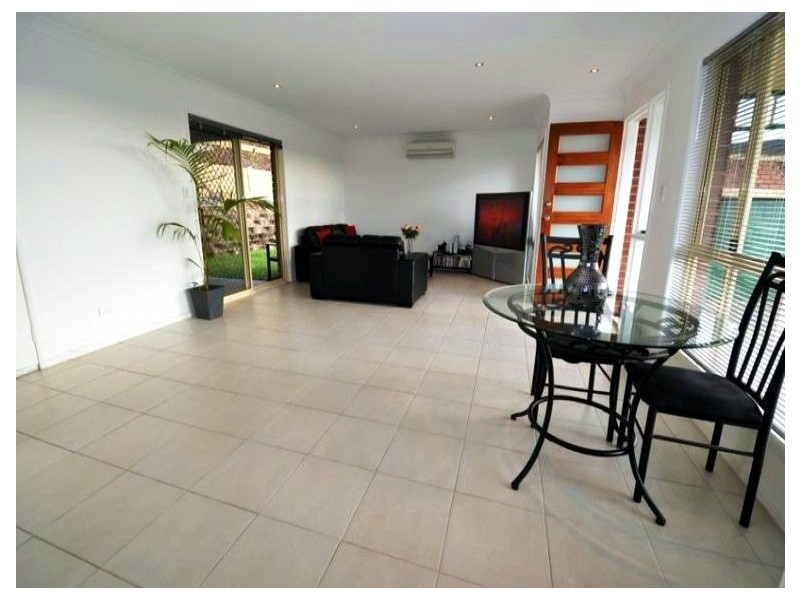 34 Paddington Drive, Carrara QLD 4211