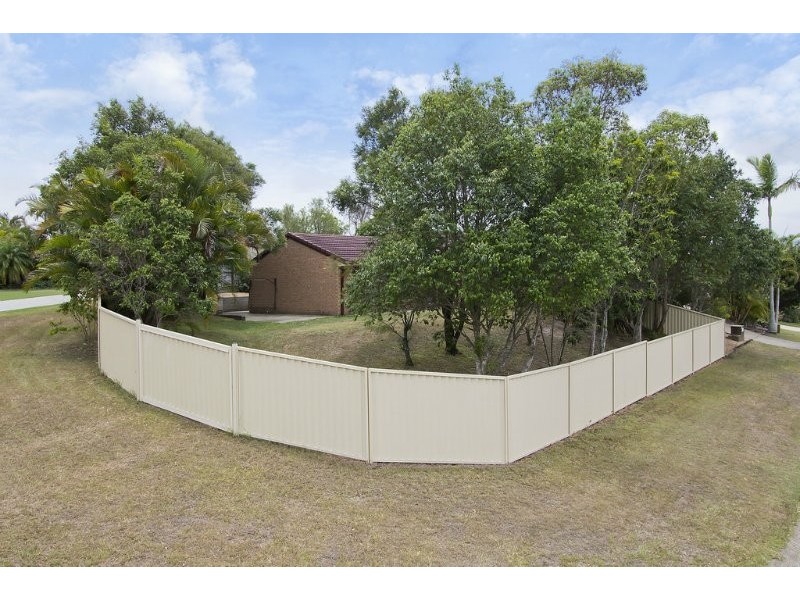 3 Matheson crt, Carrara QLD 4211