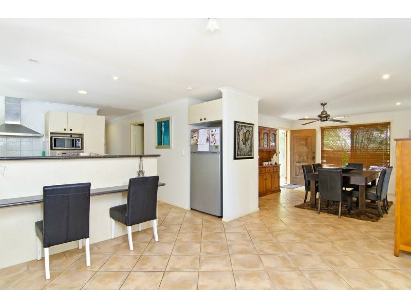 47 Renfrew Drive, Highland Park QLD 4211