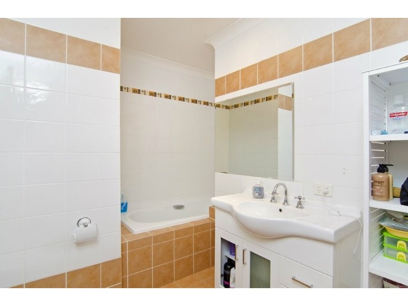 19 Warrener Street, Nerang QLD 4211