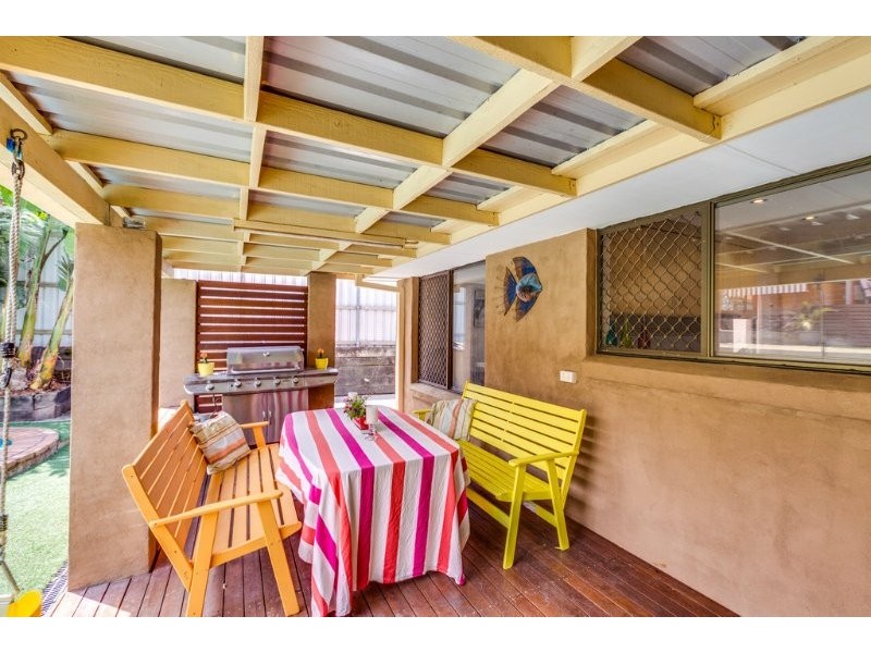 32 Pappas Way, Carrara QLD 4211
