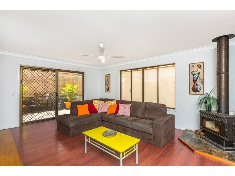 32 Pappas Way, Carrara QLD 4211