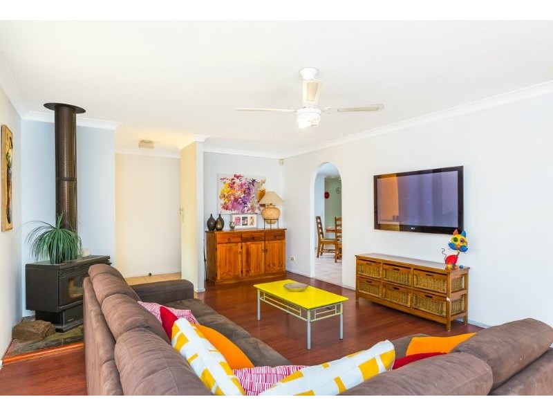 32 Pappas Way, Carrara QLD 4211