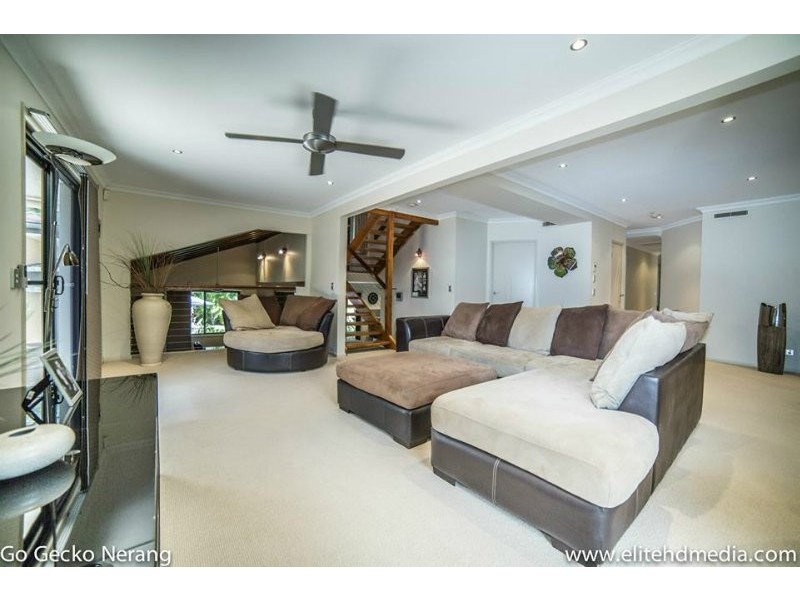16 ALZINO PLACE, Carrara QLD 4211