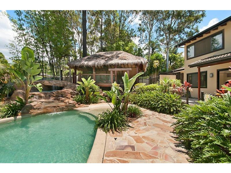 16 ALZINO PLACE, Carrara QLD 4211