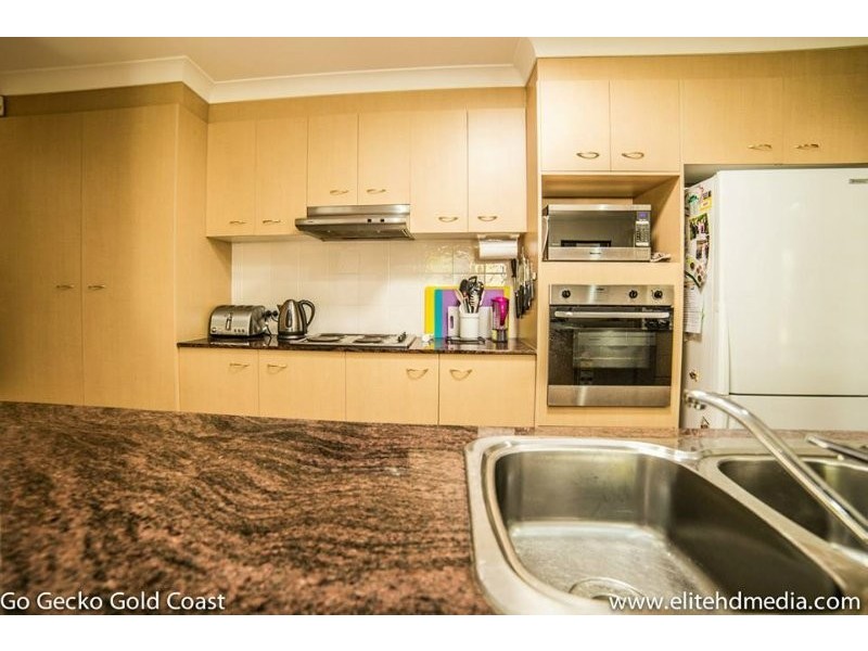 13 Humberside Close, Mudgeeraba QLD 4213