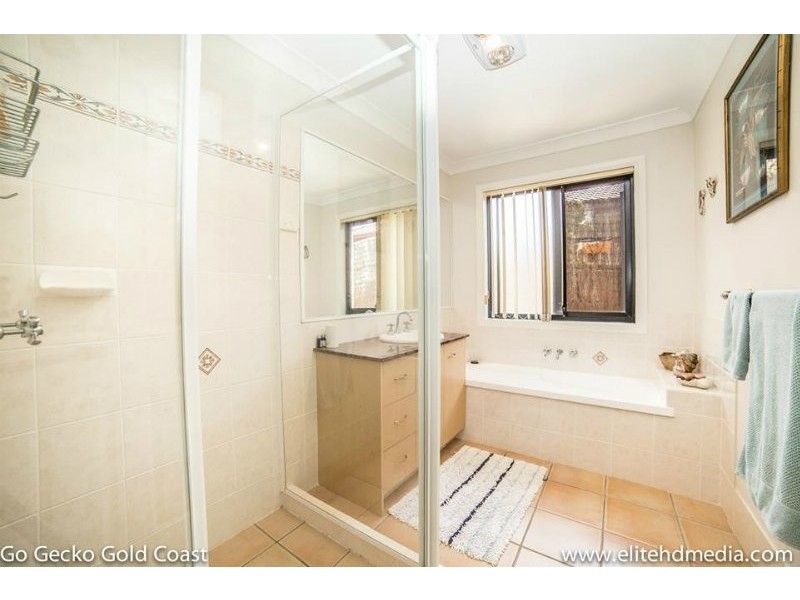 13 Humberside Close, Mudgeeraba QLD 4213