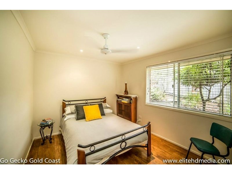 8 FORFAR COURT, Highland Park QLD 4211