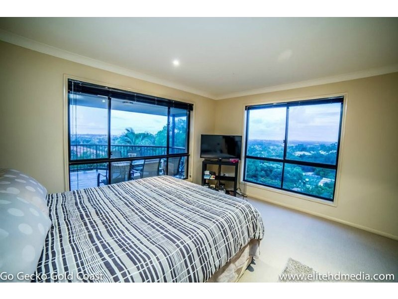 30 Ardrossan Place, Highland Park QLD 4211