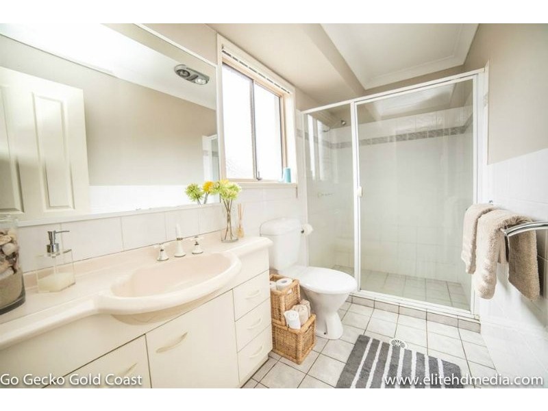 16 Red Ash Court, Merrimac QLD 4226