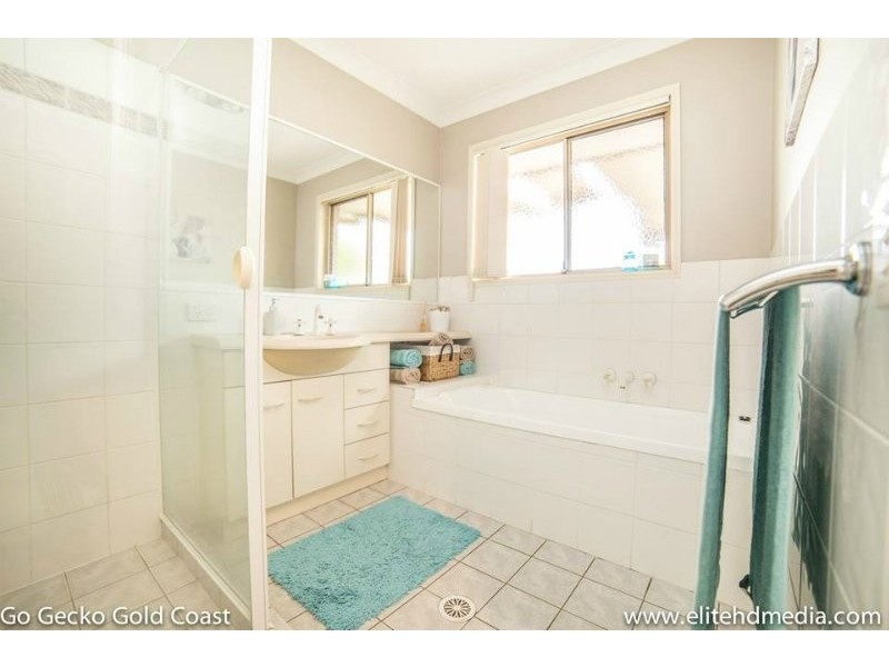 16 Red Ash Court, Merrimac QLD 4226