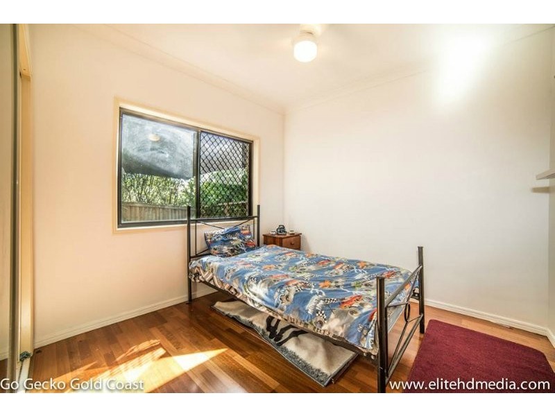37 Lantau Crescent, Varsity Lakes QLD 4227