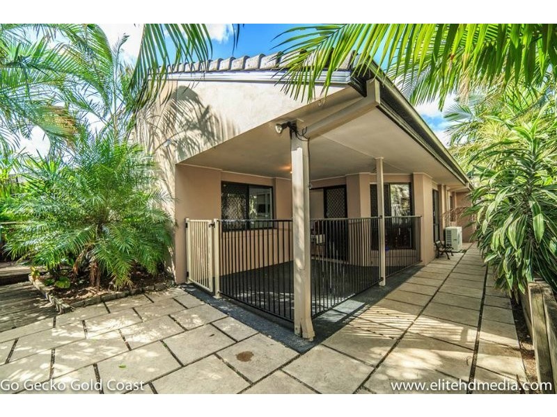 37 Lantau Crescent, Varsity Lakes QLD 4227
