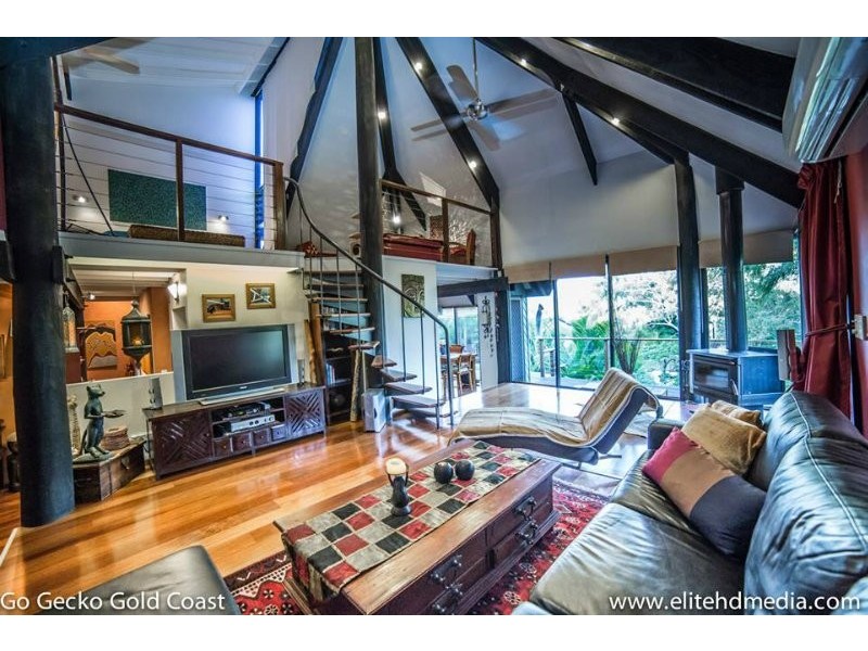 17 Marble Drive, Carrara QLD 4211