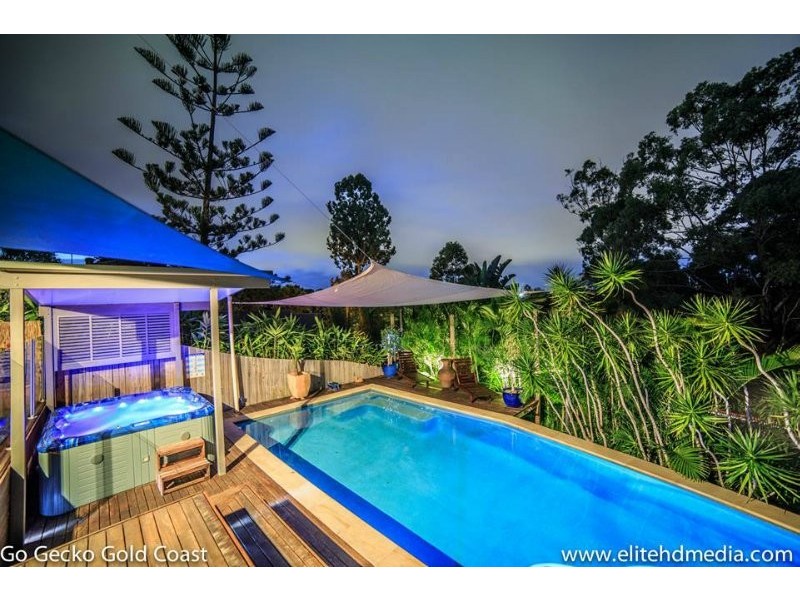 17 Marble Drive, Carrara QLD 4211