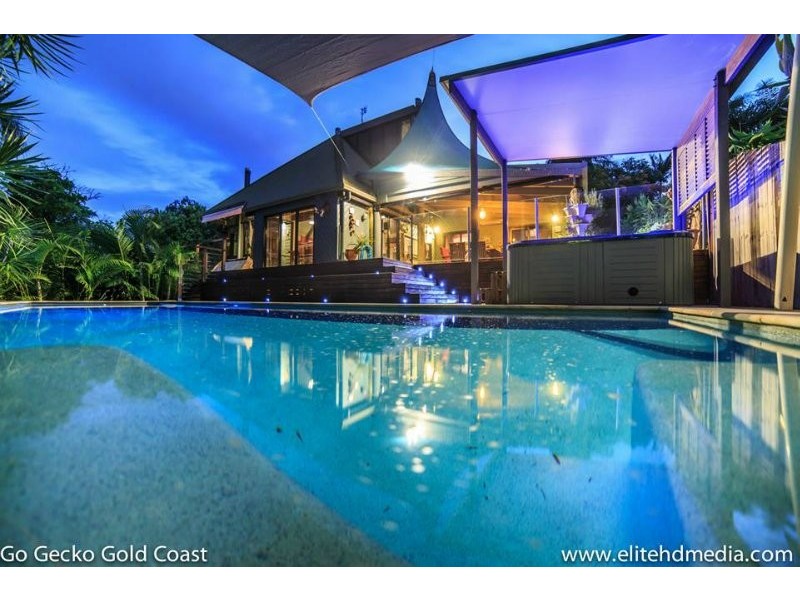 17 Marble Drive, Carrara QLD 4211