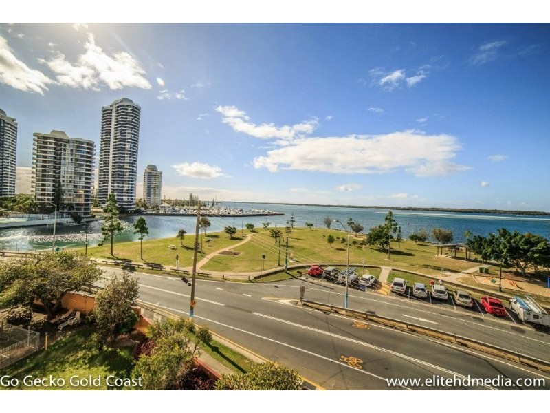 16/554 Marine Parade, Biggera Waters QLD 4216